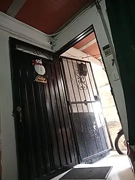 Snapshot of jean--98 chatting on December 17, 2025, 2:12 pm jean--98 online show from December 17, 2025, 2:12 pm