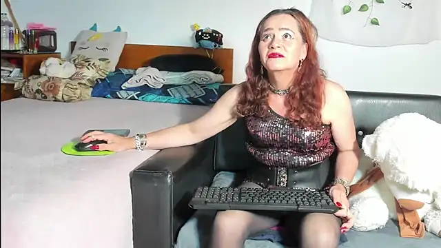 Mishell Bons online show from March 6, 2026, 8:38 pm