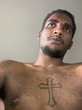 DiamanteNegro- online show from February 12, 2026, 8:26 pm