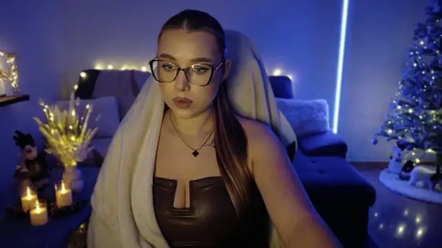 Emma candyyy online show from November 24, 2025, 11:32 am