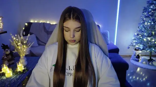 Emma candyyy online show from November 25, 2025, 10:48 am