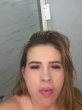 Snapshot of Alanna_arab chatting on May 9, 2026, 5:23 am Alanna arab online show from May 9, 2026, 5:23 am