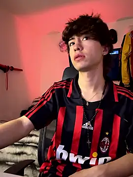 Tonerii online show from October 17, 2025, 2:04 am