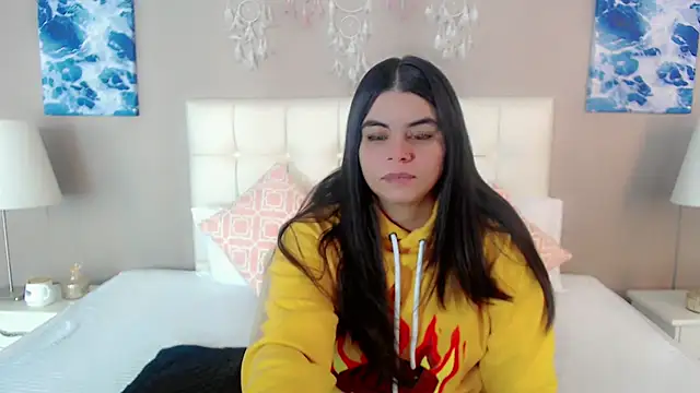 maddissonivanova online show from March 11, 2026, 7:09 pm