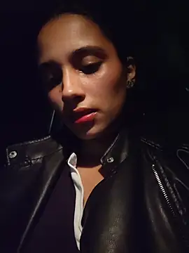 Lorena Mcfly online show from November 22, 2025, 12:20 am