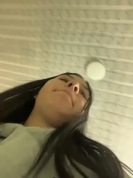 Snapshot of BELLAALEJA chatting on April 9, 2026, 1:16 am BELLAALEJA online show from April 9, 2026, 1:16 am