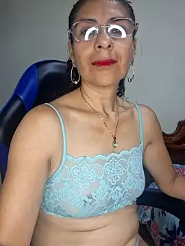 Natasha 50 online show from March 25, 2026, 1:00 am