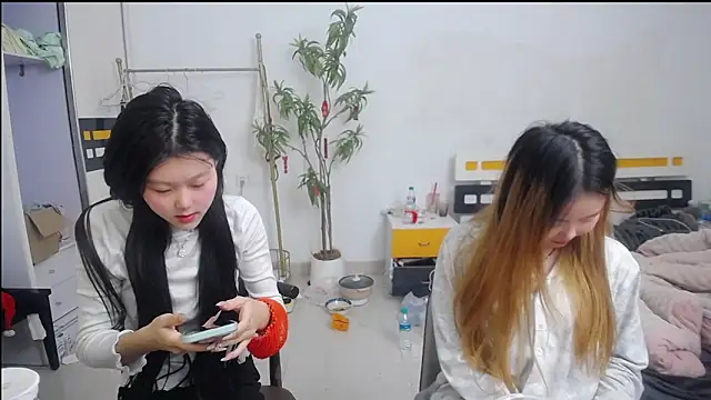 Babygirls523 online show from October 26, 2025, 1:50 pm