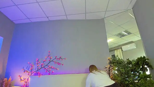 AshleyJoness online show from April 5, 2026, 5:15 am