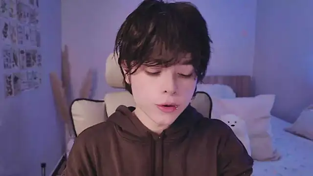 PaulTexx online show from October 13, 2025, 4:07 pm