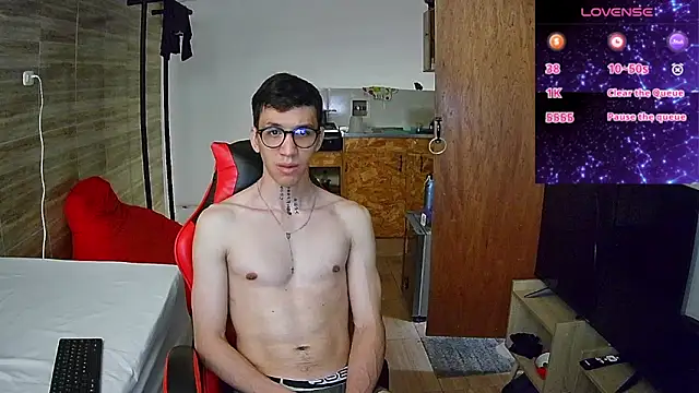 angelicious  online show from October 25, 2025, 12:23 pm