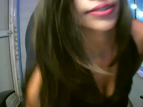 RENUKA RAJPUT online show from October 27, 2025, 5:28 pm