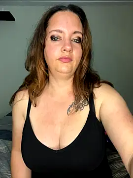 Snapshot of XADICTIVEX chatting on October 29, 2025, 8:10 pm XADICTIVEX online show from October 29, 2025, 8:10 pm