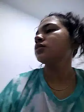 Snapshot of Eimy-04 chatting on November 30, 2025, 8:07 am Eimy-04 online show from November 30, 2025, 8:07 am