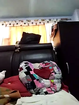 OliviaMorris1 online show from November 23, 2025, 4:29 pm