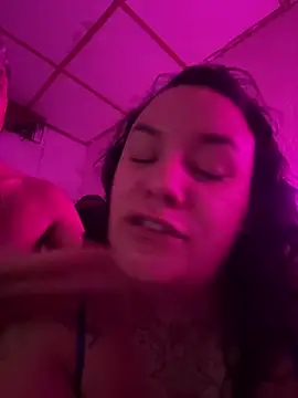 valen1891 online show from March 13, 2026, 3:02 am