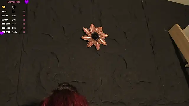 CleoWhite online show from November 24, 2025, 10:31 pm