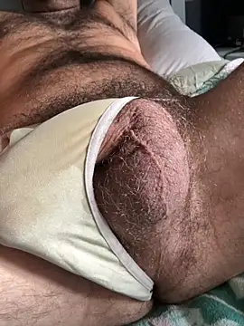 Snapshot of sunrise-40 chatting on September 10, 2025, 11:43 am sunrise-40 online show from September 10, 2025, 11:43 am