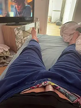 mrandmrsdarkside online show from April 11, 2026, 7:45 am