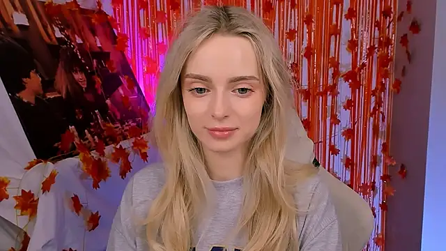 JuliaBrewwer online show from November 17, 2025, 1:06 pm