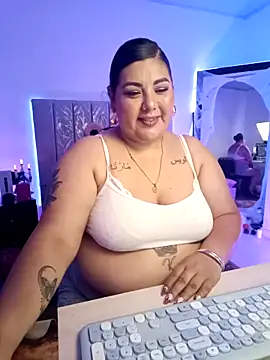 AndreaKinky online show from October 25, 2025, 8:22 am