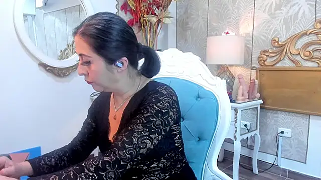 Scarlet  Milff online show from February 10, 2026, 2:54 pm