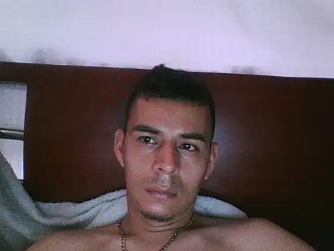 Snapshot of yersey9305 chatting on July 13, 2026, 2:20 pm yersey9305 online show from July 13, 2026, 2:20 pm