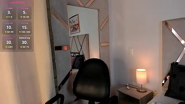 Mia volkova online show from November 9, 2025, 12:58 pm