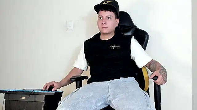 HELLSTAR online show from November 16, 2025, 8:53 am