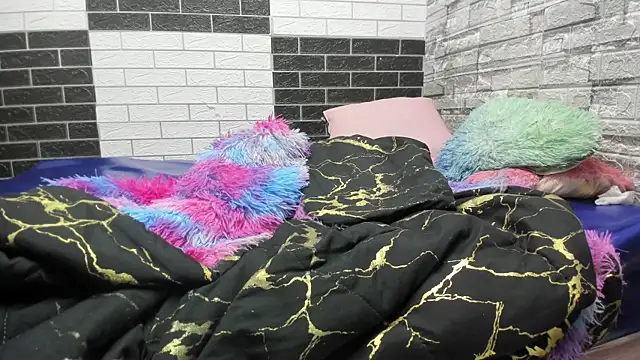 Sandra Milf love online show from September 28, 2025, 9:42 pm