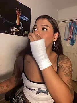 cam11 07 online show from March 28, 2026, 9:47 pm