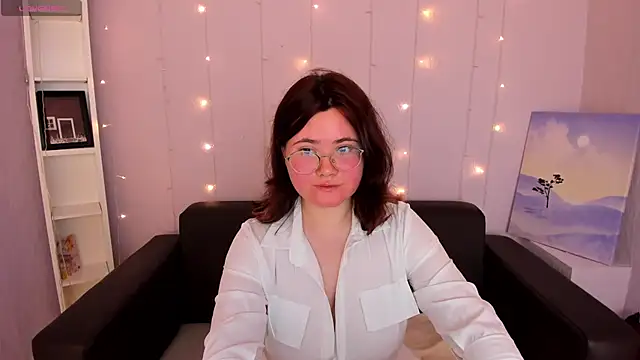 alison  kiss  online show from October 16, 2025, 1:50 am