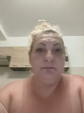 Snapshot of clarabbw47 chatting on June 21, 2026, 8:22 pm clarabbw47 online show from June 21, 2026, 8:22 pm