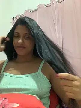 afroditii online show from October 13, 2025, 11:49 pm