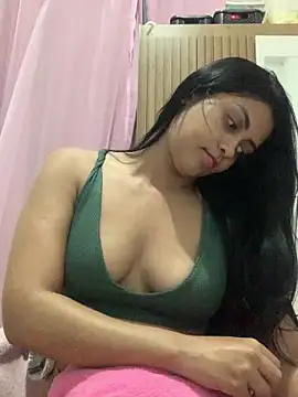 afroditii online show from January 15, 2026, 12:26 am