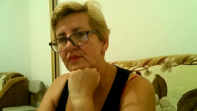 Dana4921 online show from September 20, 2025, 5:03 pm