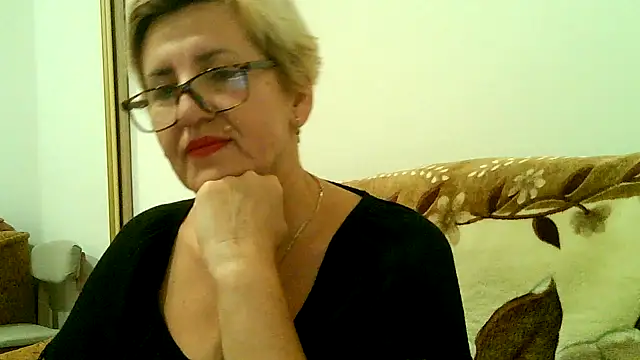 Dana4921 online show from September 27, 2025, 5:40 pm