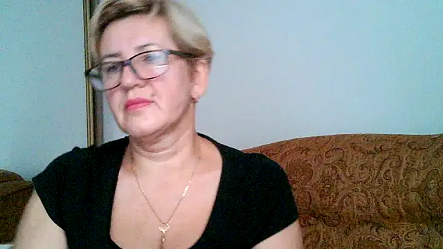 Dana4921 online show from October 5, 2025, 3:43 pm