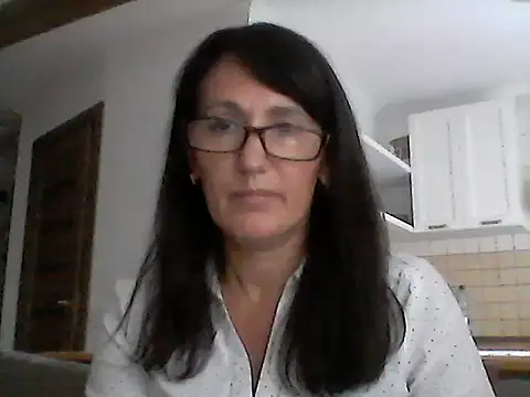 Snapshot of Elena48324 chatting on October 3, 2025, 2:14 pm Elena48324 online show from October 3, 2025, 2:14 pm