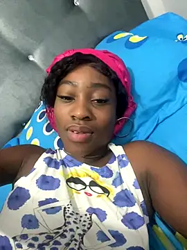 Skylar Smith  online show from December 14, 2025, 7:51 pm