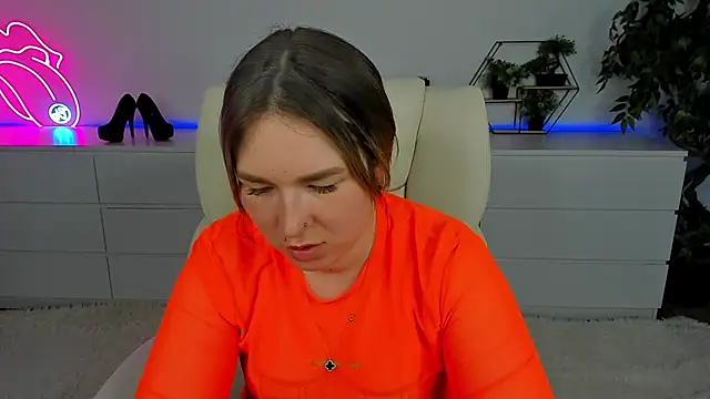 Snapshot of Sofii_darling chatting on March 13, 2026, 5:41 pm Sofii darling online show from March 13, 2026, 5:41 pm