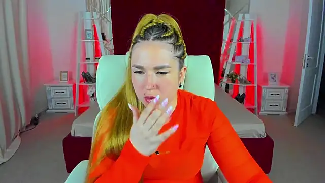 Snapshot of Sofii_darling chatting on April 2, 2026, 4:26 pm Sofii darling online show from April 2, 2026, 4:26 pm