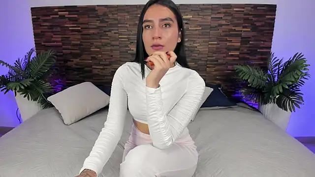 Snapshot of debra_win chatting on October 22, 2025, 4:02 am debra win online show from October 22, 2025, 4:02 am