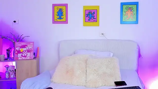 Snapshot of AprilAddams_ chatting on October 14, 2025, 9:15 pm AprilAddams  online show from October 14, 2025, 9:15 pm