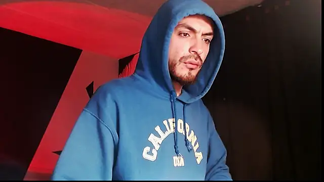 malek xarx  online show from November 8, 2025, 9:09 am