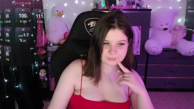 AmyVibess online show from November 28, 2025, 8:11 pm