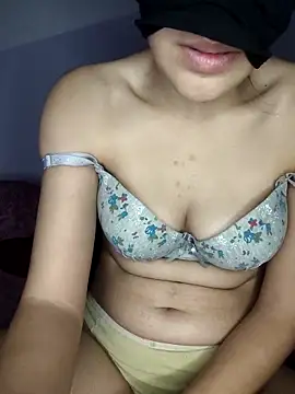 Maya 6 online show from October 27, 2025, 9:08 pm