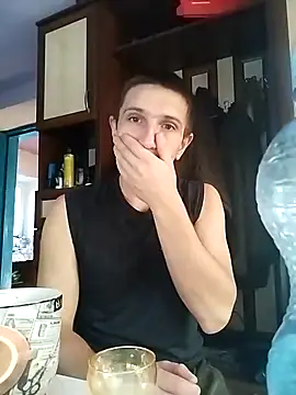 Snapshot of Alexilon chatting on September 13, 2025, 5:07 am Alexilon online show from September 13, 2025, 5:07 am