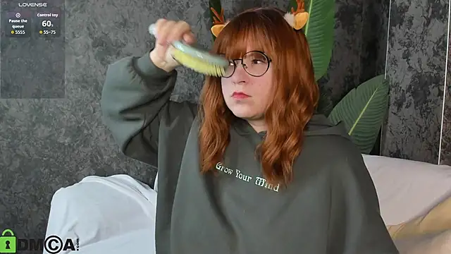 Michelle Wilsson online show from November 25, 2025, 8:25 am