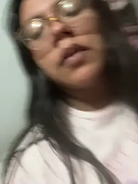 karysweetbeaury online show from April 11, 2026, 8:18 am